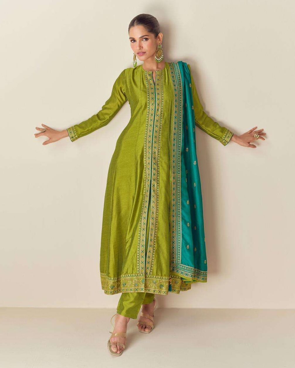 Rang-e-Noor - Handwoven Suit with Intricate Border