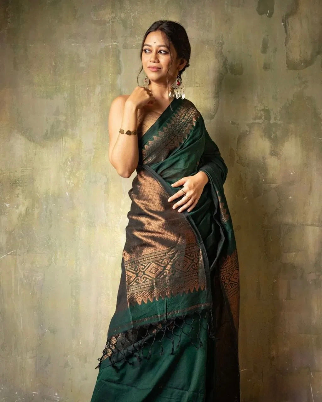 Bhoomi Zari - Handwoven Soft Silk in Copper and Clay