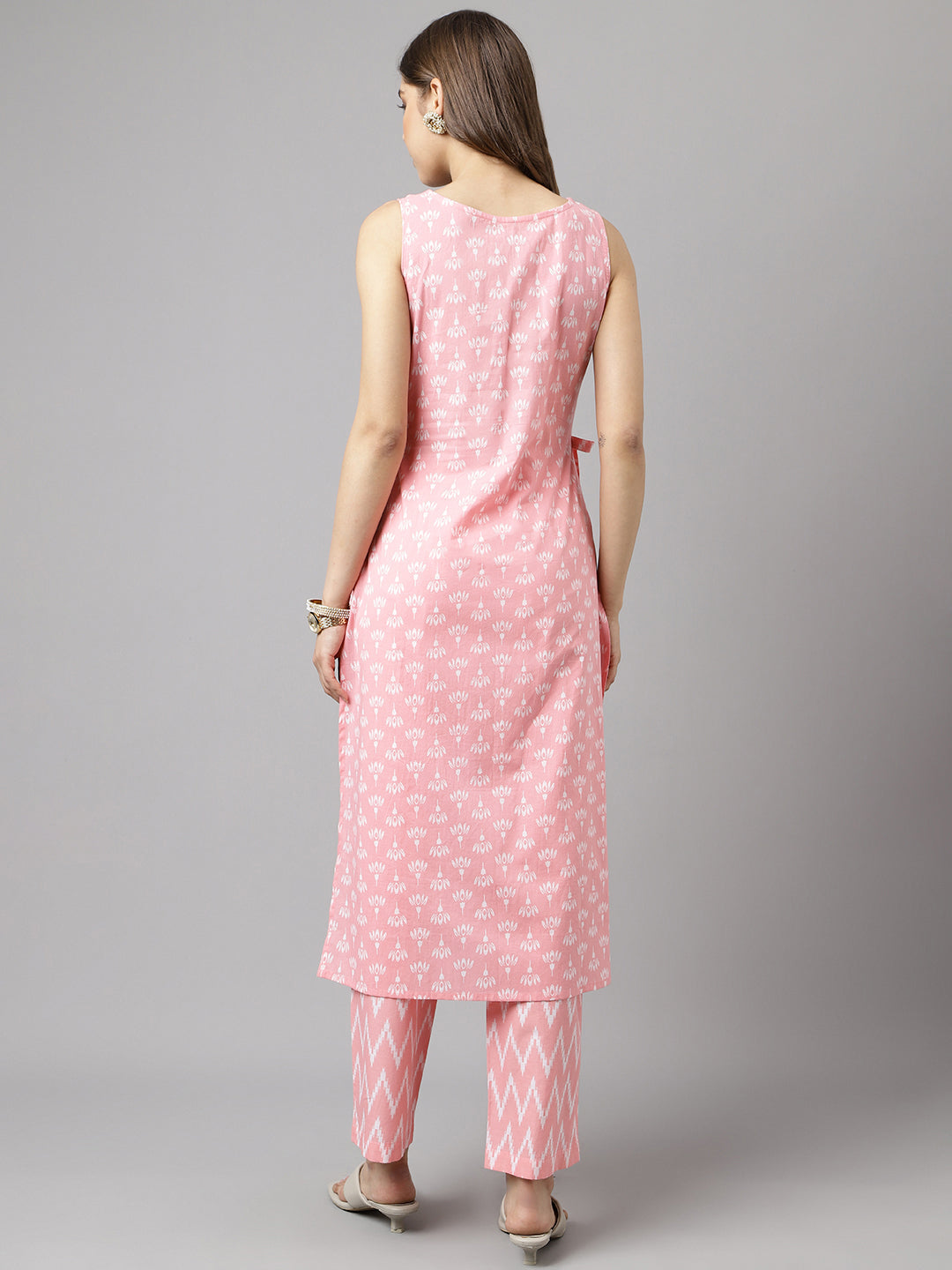 Blush Ikat – Sleeveless Baby Pink Cotton Kurta Set