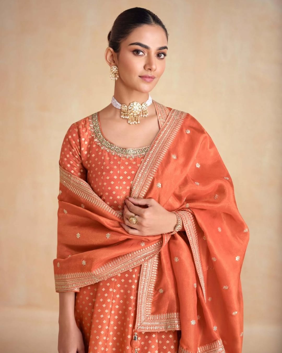 Raag-e-Riwaayat - Classic Organza Traditional Suit