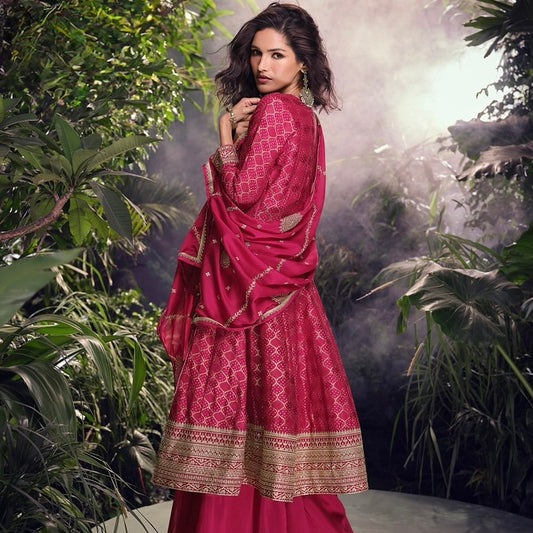 Rani Royale – Pure Viscose Jacquard Silk Embroidered Suit