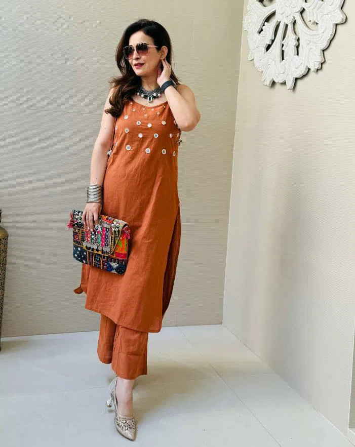Elegant Essence – Slub Cotton Kurti Set