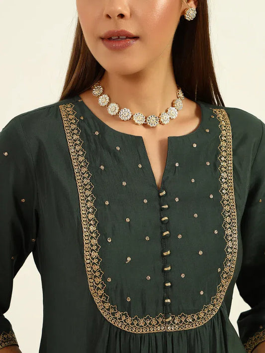 Emerald Elegance – Chanderi Kurti Ensemble