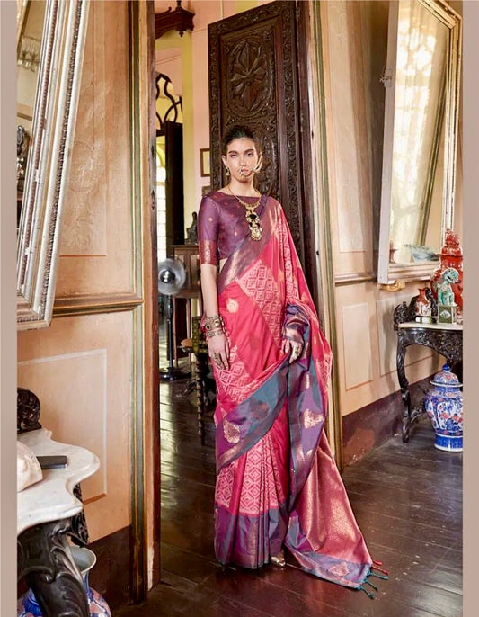 Kahaani Elegance – Silk Pochampally Weaving Saree