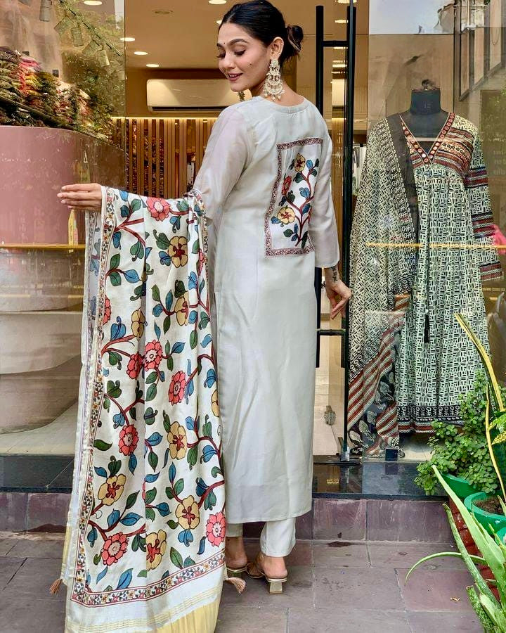 Sitara Serene – Viscose Chanderi Festive Suit with Floral Dupatta
