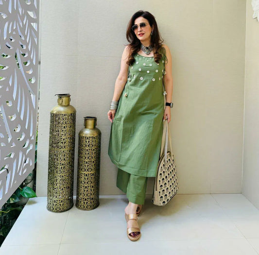 Elegant Essence – Slub Cotton Kurti Set